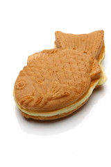 Japanese fish-shaped cake 