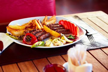 Turkish Kofte (Meatballs)