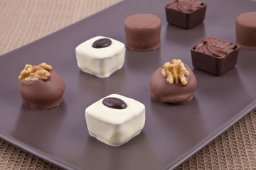 Chocolate bonbon pralines