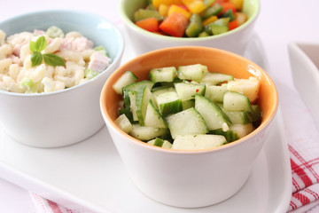 Gurkensalat mit Käse