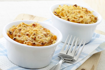 baked macaroni and cheese © rafer76