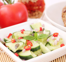 Gurkensalat mit Chili