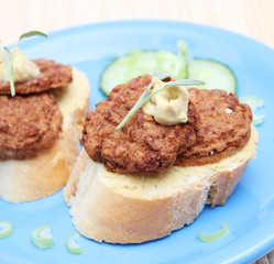 Frikadellenbrote