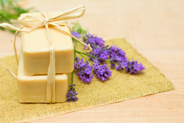 Obraz na płótnie Canvas Bath Soap and Lavender - Spa Treatment Background