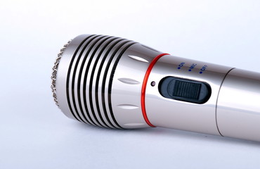 Студийный микрофон