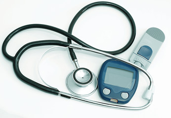 Stethoscope and device for measuring blood sugar level