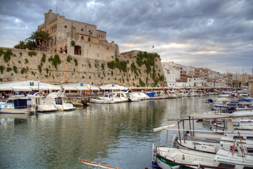 Fototapeta na wymiar Port Ciutadella