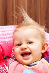 fröhliches Baby