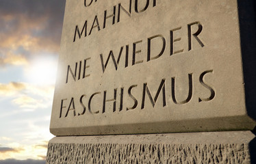Antifaschismus Denkmal Symbol gegen Faschismus in Deutschland 
