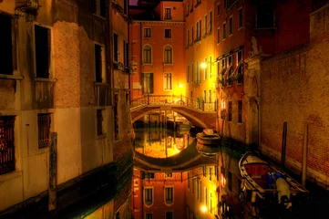 Fotobehang Channel in Venice © Samo Trebizan