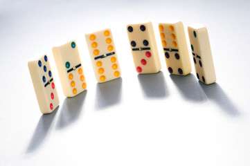 Domino effect with many pieces
