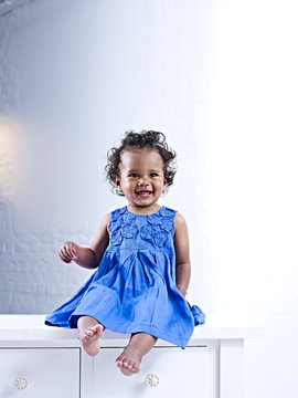 lachendes m&auml;dchen