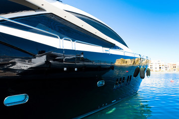 Naklejka premium Port Vacations Luxury