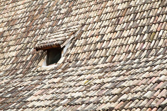 Historisches Dach von Schloss Runkelstein bei Bozen, S&uuml;dtirol