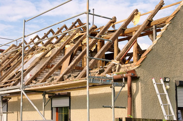 Dachstuhl abbrechen - roof truss demolish 06