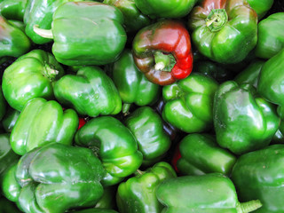Obraz na płótnie Canvas Healthy natural green organic pepper.