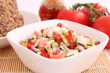 Gurkensalat mit Surimi