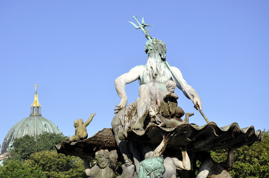 Berlin Neptunbrunnen