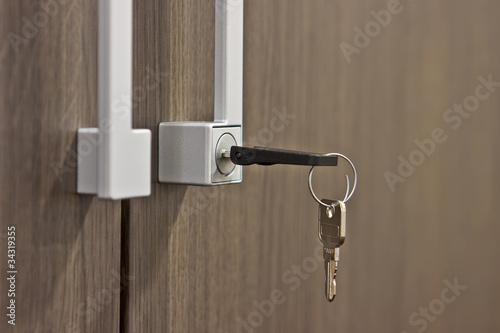 "Schranktür Schlüssel Detail" Stockfotos und lizenzfreie Bilder auf