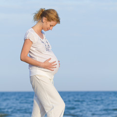 pregnant woman on beach