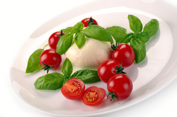 mozzarella tomatoes basil