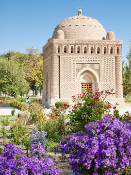 Ismail Samani mausoleum in Bukhara, Uzbekistan
