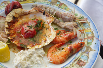 Fresh seafood platter