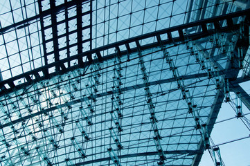 Fototapeta na wymiar Ethmoid roof of glass and metal.