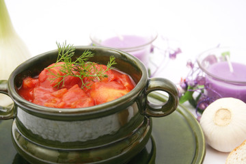 Tomatensuppe mit Fenchel und Champignons