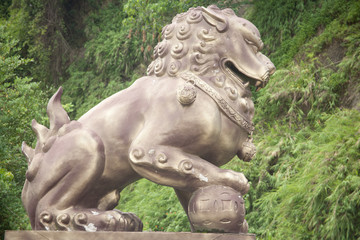 lion  stone