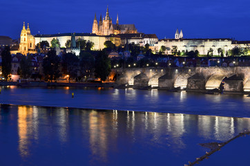 Fototapeta premium Nuit sur Prague