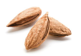 Heap almond