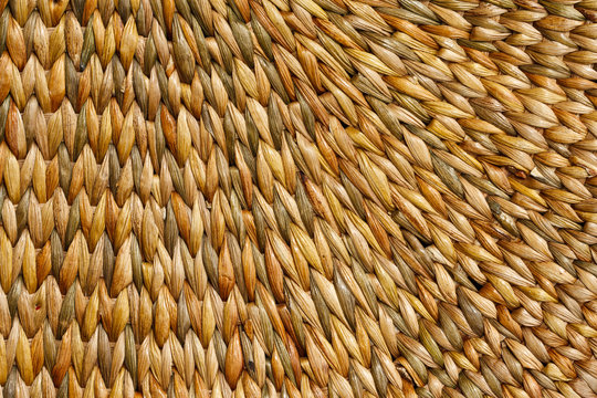 Pattern of bag weaved from Water hyacinth haulm