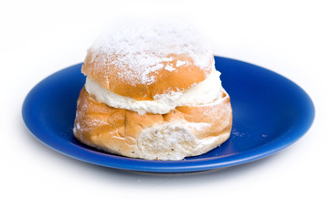 Cream bun