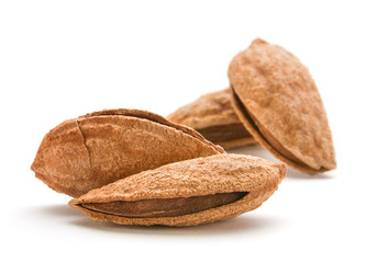 Heap almond