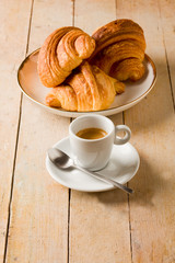 Caffè e croissant