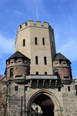 Fototapeta na wymiar Kolonia Severin Wielka Burg der ehem. Stadtmauer
