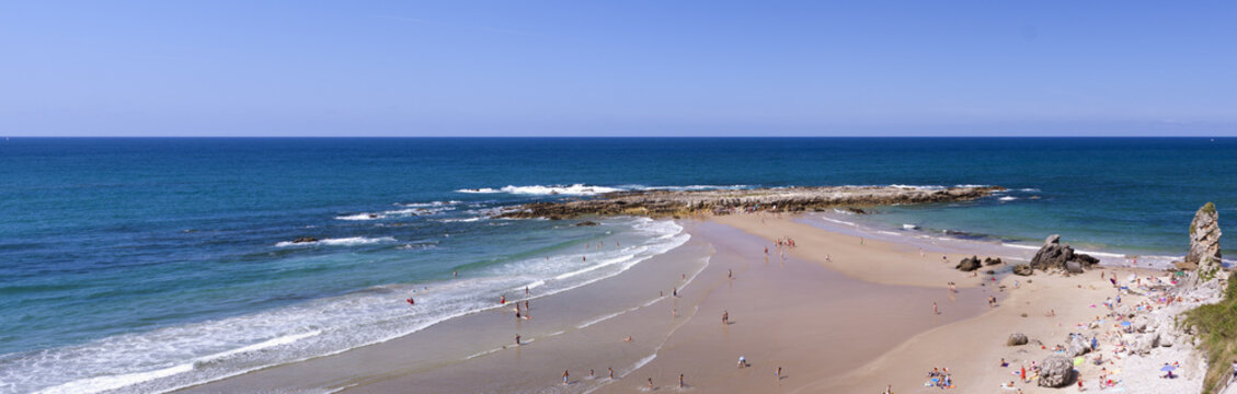 Playa de Ami&oacute; (Cantabria)