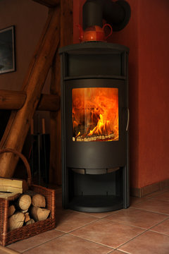 Kamin 4