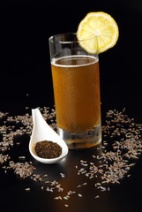 FRESCO TE AL LIMONE CON FONDO NERO