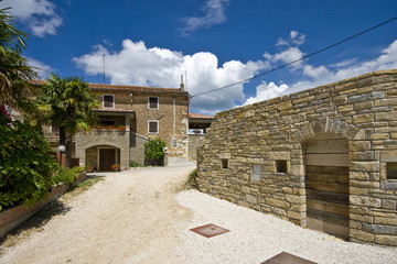 Stone houses in Kaldir