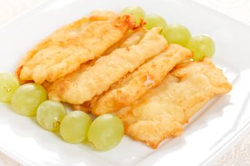 fried mozzarella with grapes