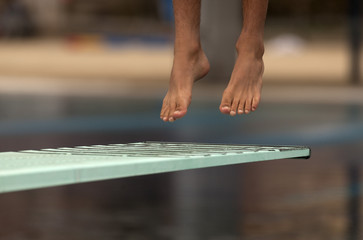 Salto desde trampolin