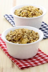 delicious and healthy granola