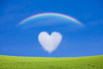 草原とハートの雲と虹