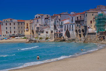 Spiaggia di cefalu in sicilia
