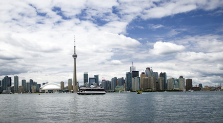 Fototapeta premium Toronto city skyline with CN tower