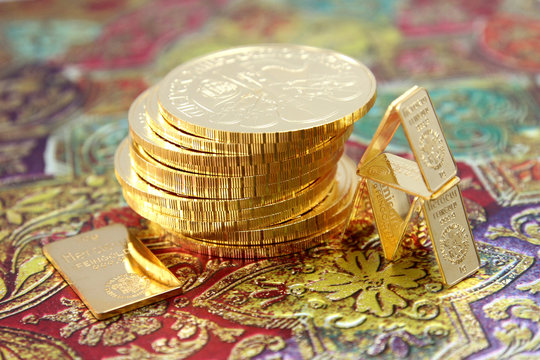 Geldanlage in Gold als Goldmünzen Philharmoniker und Goldbarren