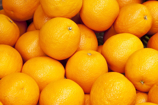 Oranges vrac au march&eacute;