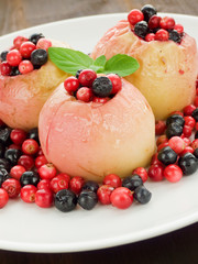 Baked apples